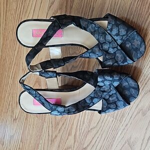 Betsey Johnson Print Wedges, size 8